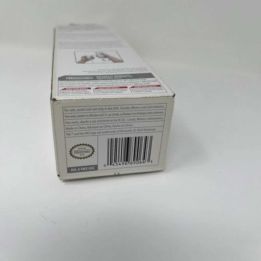 Official Nintendo Wii Nunchuk Controller White RVL-A-FW2-USZ Original Box OEM